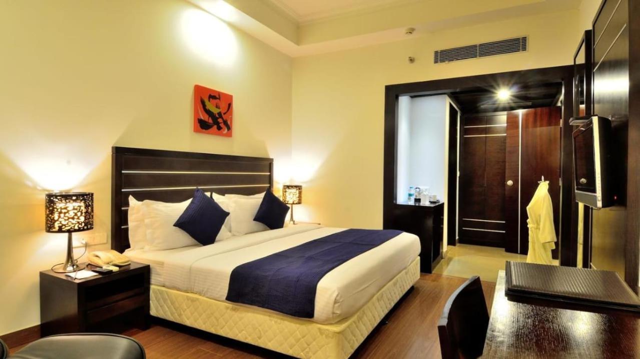 Hotel Gross Inn Near Igi Airport New Delhi Exterior photo